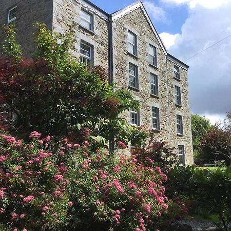 The Old Mill Villa Milford Haven Exterior photo