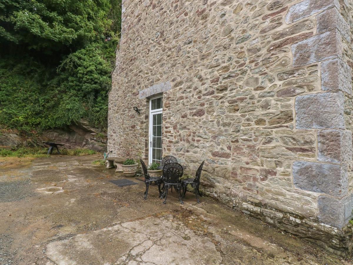 The Old Mill Villa Milford Haven Exterior photo