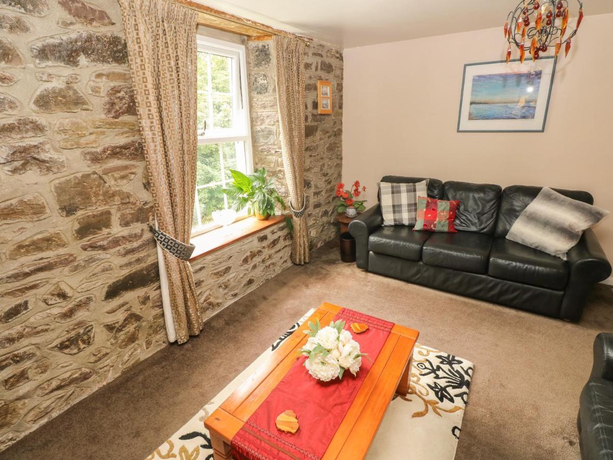 The Old Mill Villa Milford Haven Exterior photo