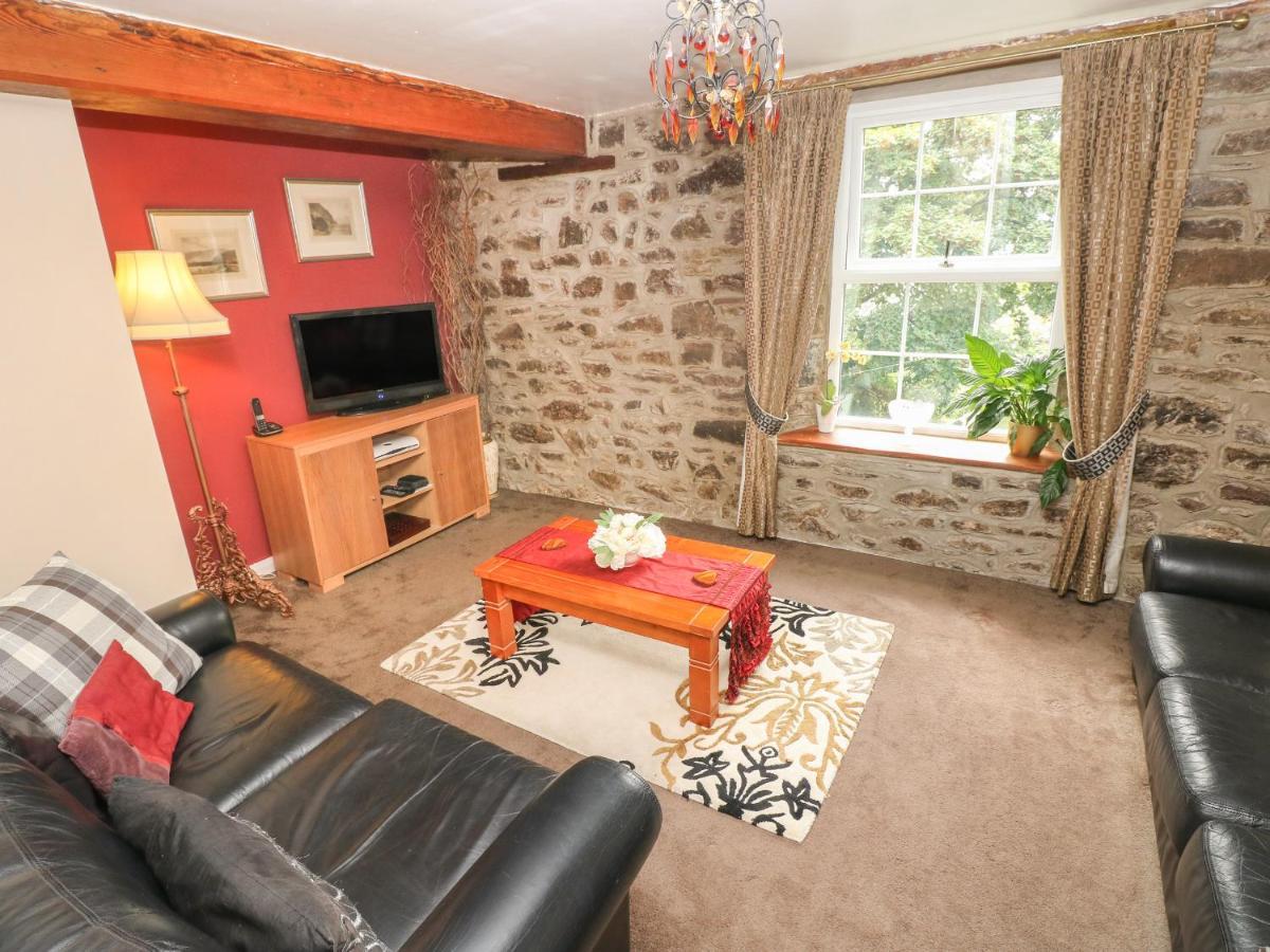 The Old Mill Villa Milford Haven Exterior photo